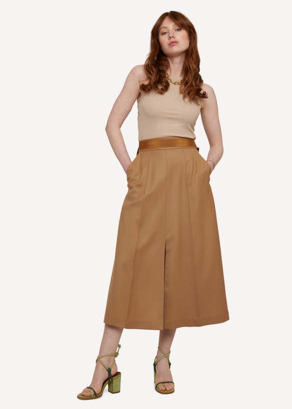 Monochrome motif skirt